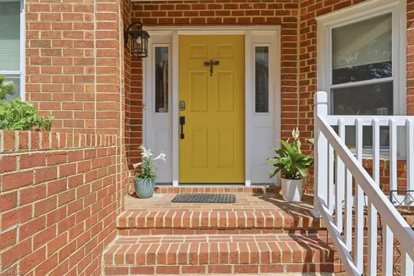 4826 Kempsville Greens Parkway, Virginia Beach, VA 23462