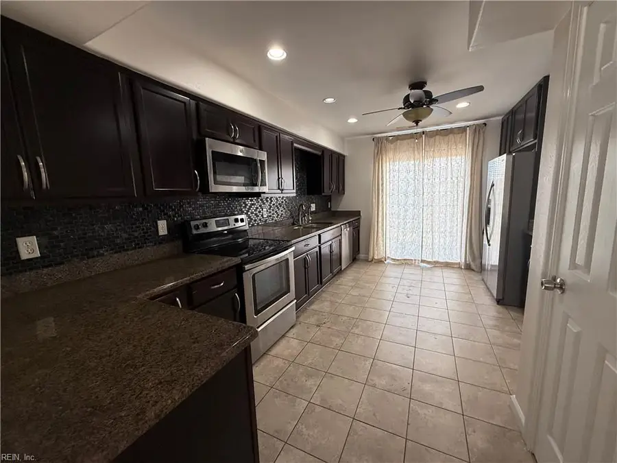 1621 Rechter Court, Virginia Beach, VA 23454 - #3