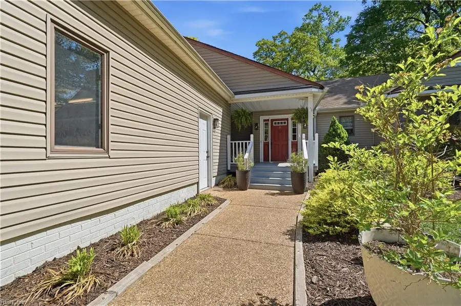117 Larchwood Road, Yorktown, VA 23692 - #3