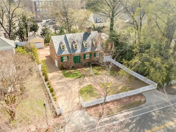 321 Henry Street N, Williamsburg, VA 23185