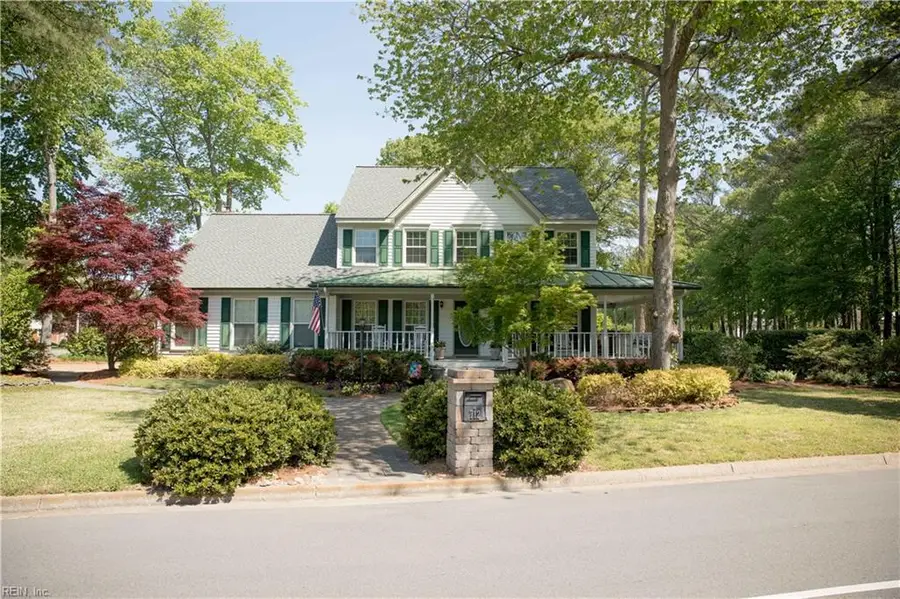 712 Country Club Boulevard, Chesapeake, VA 23322 - #2