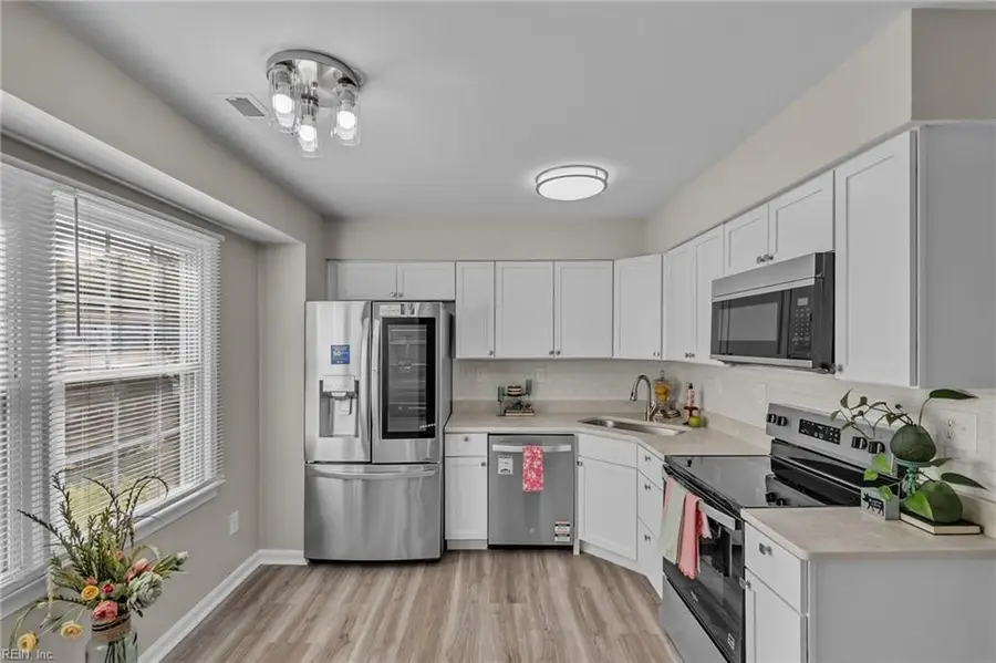 1984 Woodgate Arch, Chesapeake, VA 23322 - #3