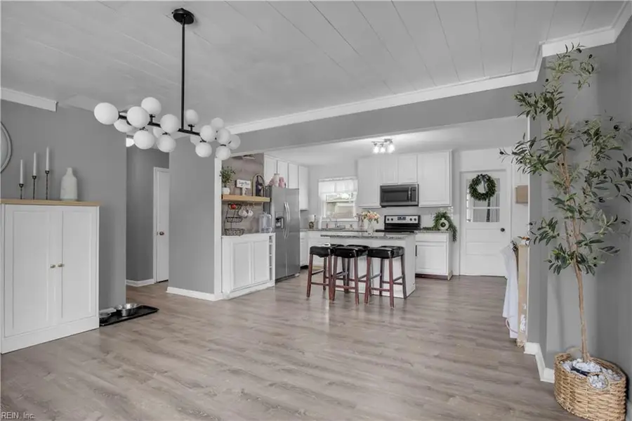 421 Plummer Drive, Chesapeake, VA 23323 - #2