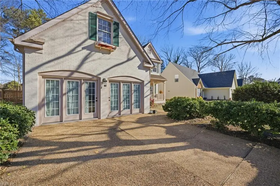 906 Dunhill Way, Newport News, VA 23602 - #2