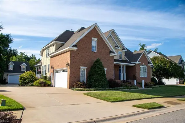 1933 Governors Pointe Drive, Suffolk, VA 23436