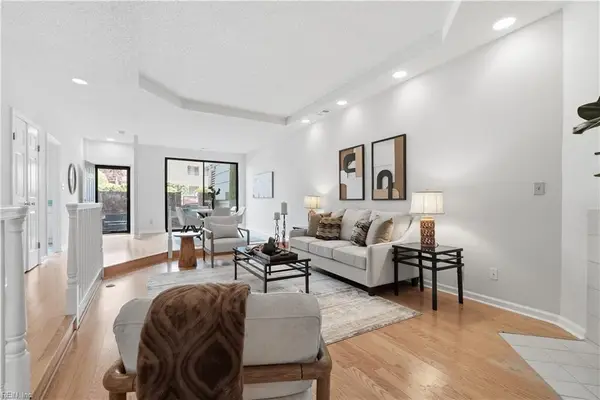 401 College Place #13, Norfolk, VA 23510