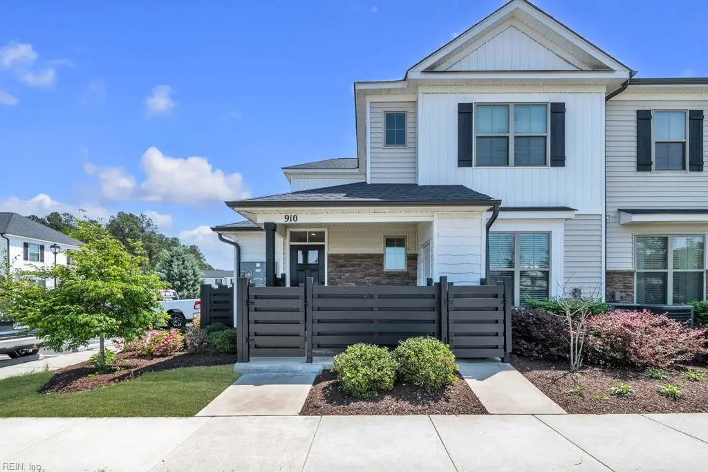 910 Kathy Ann Way W, Carrollton, VA 23314 - #1