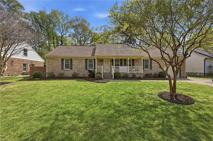 608 Ravenstone Drive, Chesapeake, VA 23322 - #2