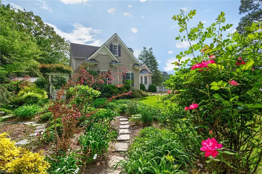 1572 Adams Drive W, Suffolk, VA 23436 - #2