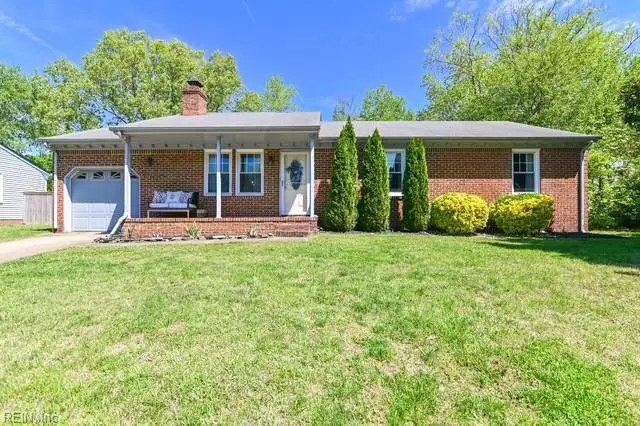 932 Bowling Green Trail, Chesapeake, VA 23320 - #1