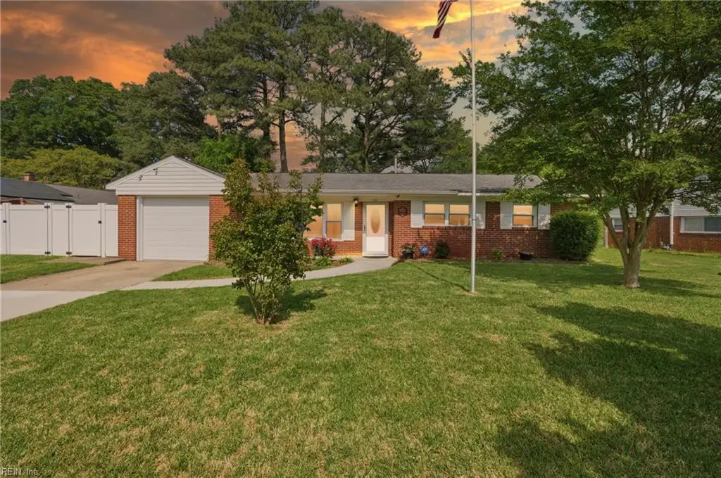 116 Goldcrest Drive, Chesapeake, VA 23325 - #1