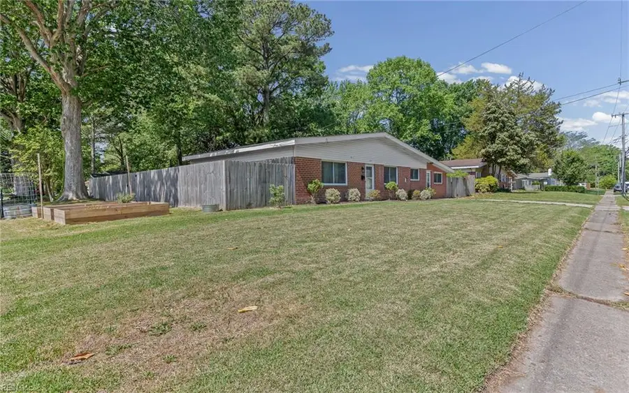 289 Appian Avenue, Virginia Beach, VA 23452 - #2