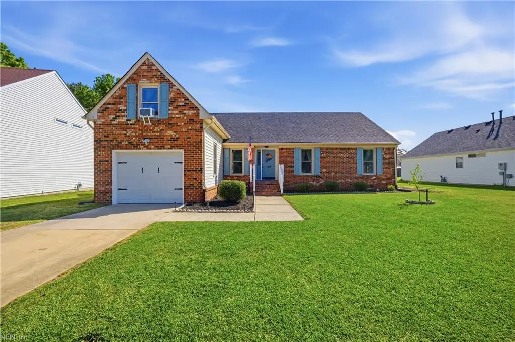 107 Dunbar Dr, Suffolk, VA 23434 - #1