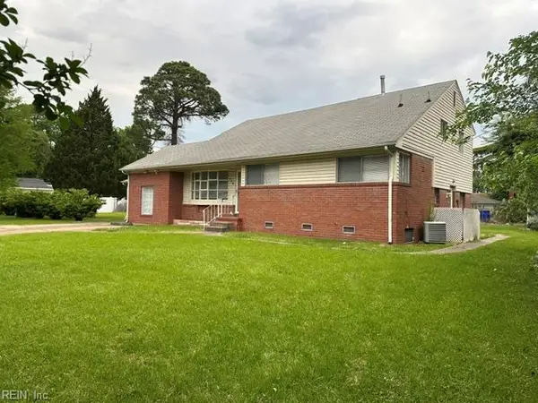 426 Beacon Hill Circle, Norfolk, VA 23502