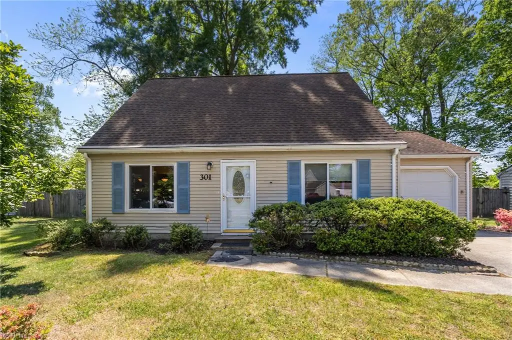 301 Shamrock Avenue, Yorktown, VA 23693 - #1