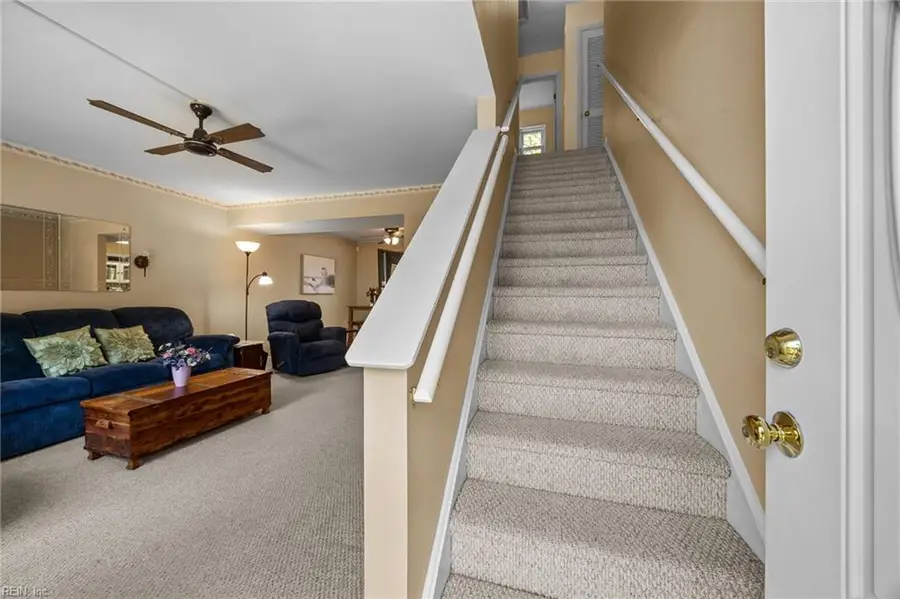 301 Shamrock Avenue, Yorktown, VA 23693 - #2