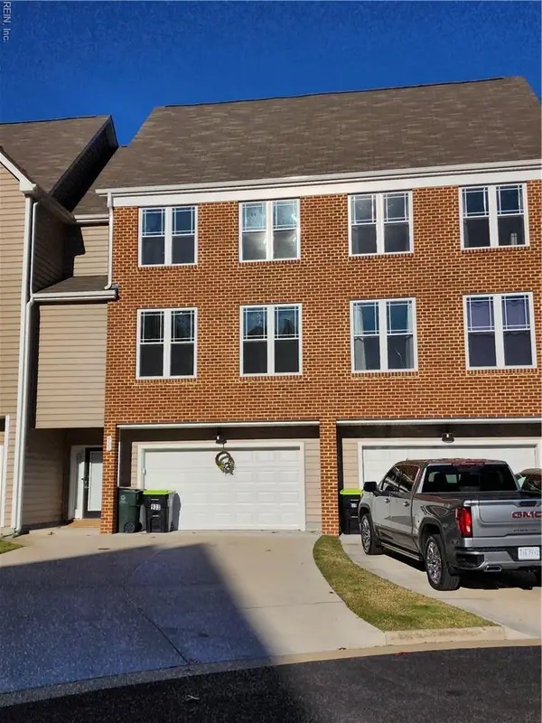 933 Eastfield Lane, Newport News, VA 23602