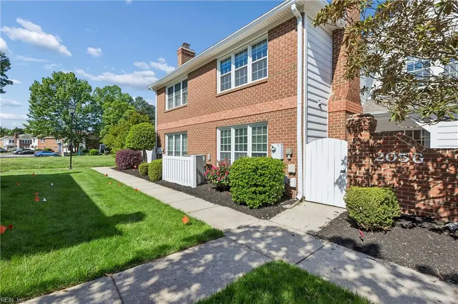 205 Amersham Drive #G, Yorktown, VA 23693 - #2