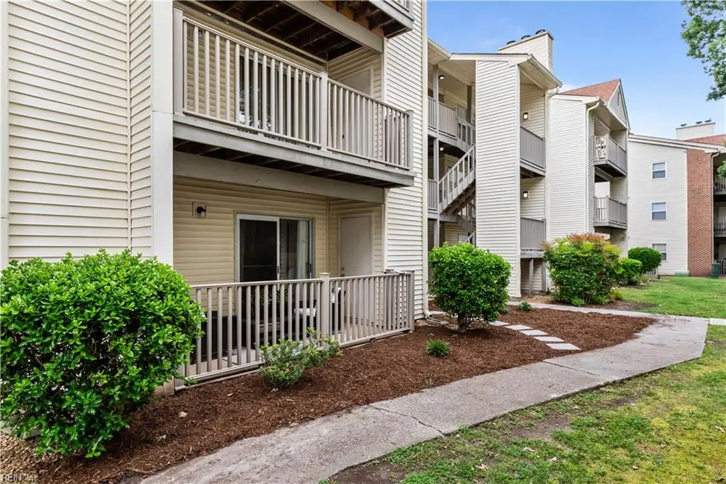 502 Thorncliff Drive #104, Newport News, VA 23608 - #1