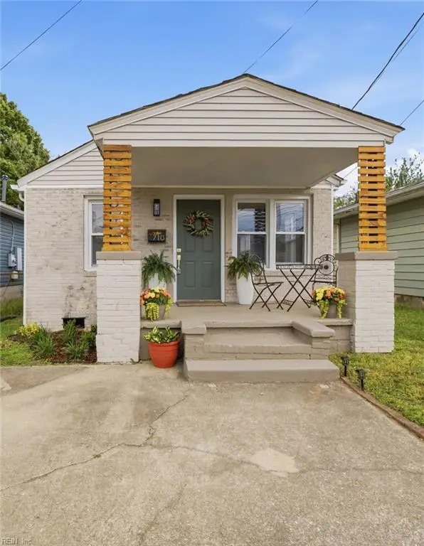 710 Center Avenue, Newport News, VA 23605