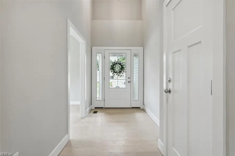 16 Madison Lane S, Newport News, VA 23606 - #3