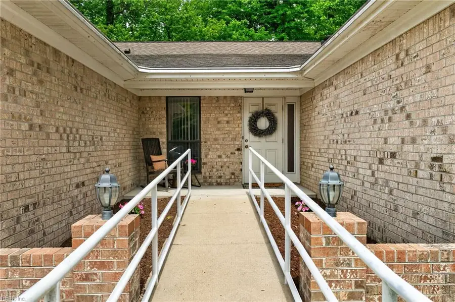 2696 Cantwell Road, Virginia Beach, VA 23453 - #3