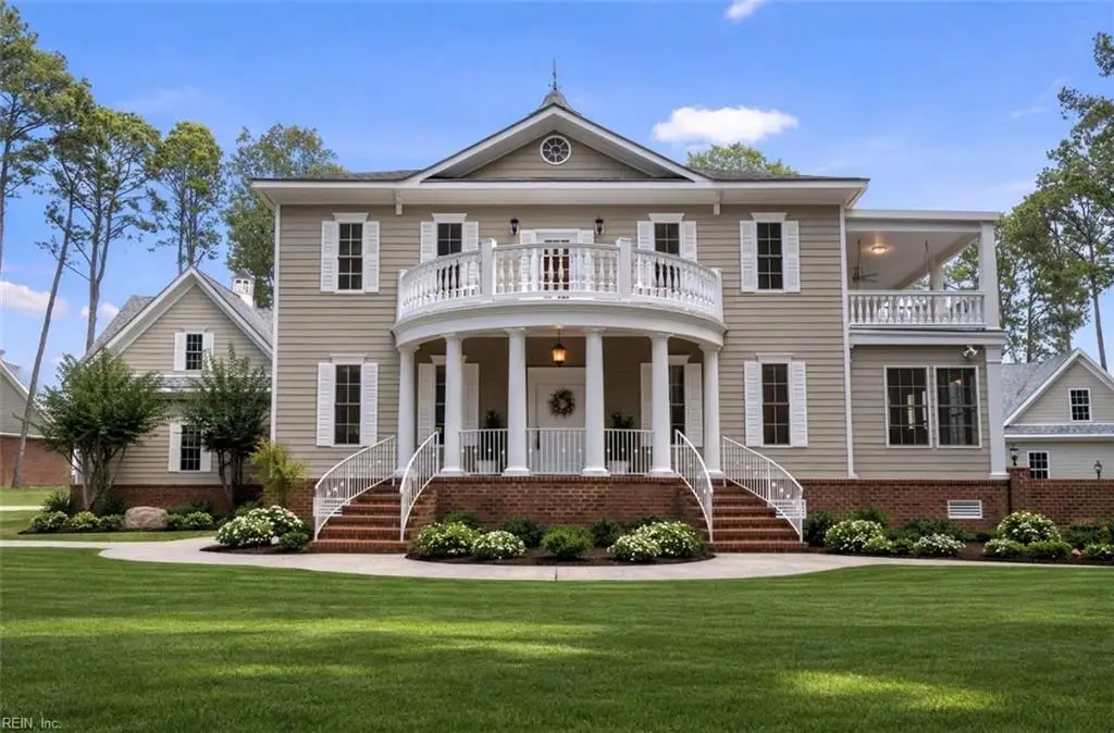 411 Lawnes Neck Drive, Smithfield, VA 23430 - #1