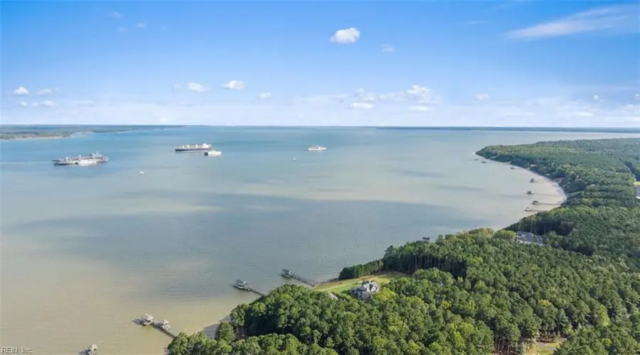 411 Lawnes Neck Drive, Smithfield, VA 23430 - #2