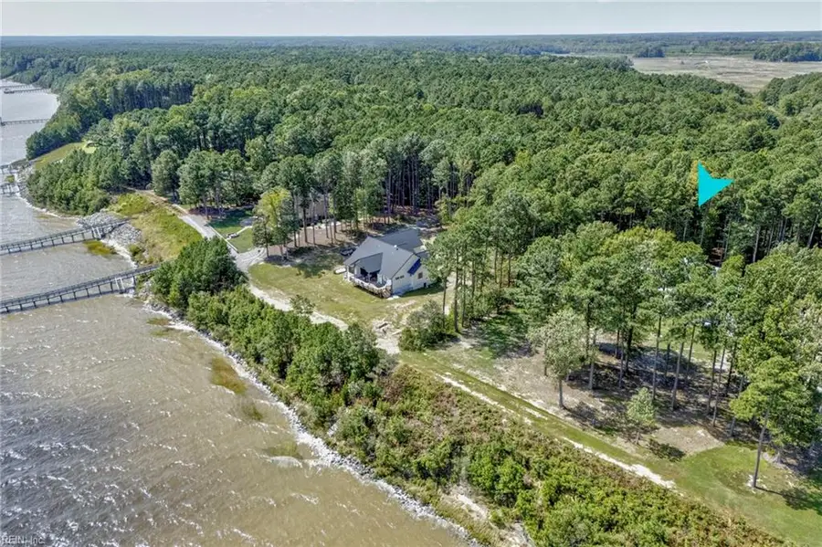 411 Lawnes Neck Drive, Smithfield, VA 23430 - #3