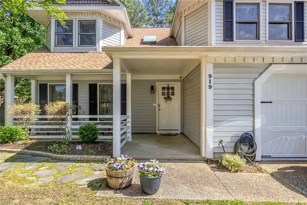 919 Belvoir Circle, Newport News, VA 23608