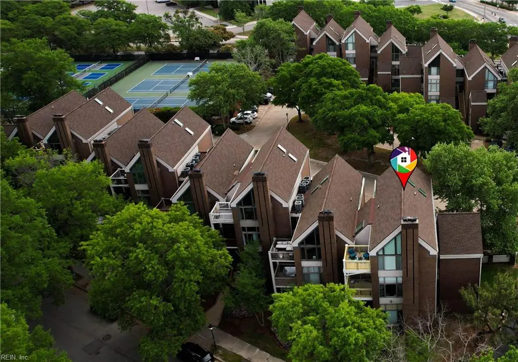 696 Mowbray Arch #560, Norfolk, VA 23507 - #1