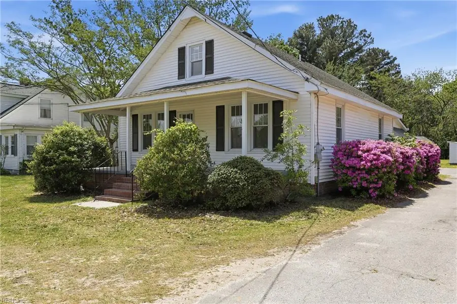 812 S Church Street, Smithfield, VA 23430 - #3