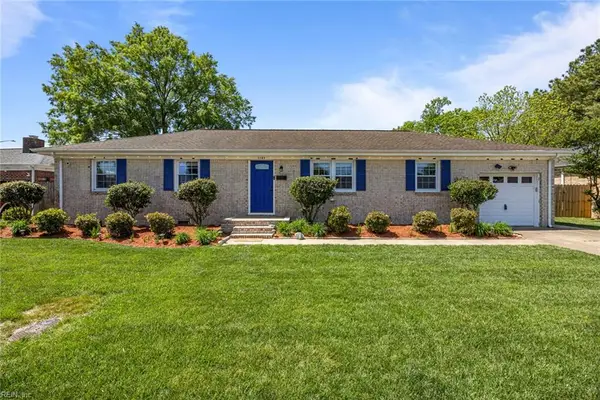 1121 Ginger Crescent, Virginia Beach, VA 23453