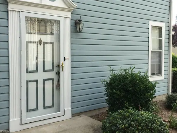136 Seaside Lane, Virginia Beach, VA 23462