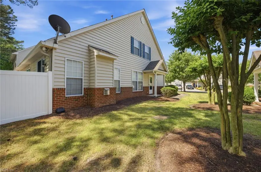906 Hunley Drive, Virginia Beach, VA 23462 - #2