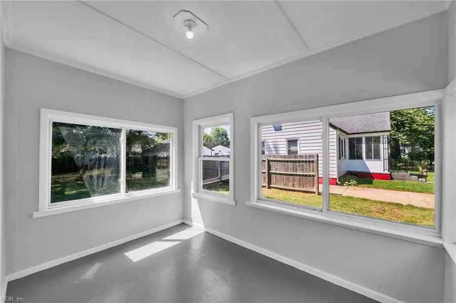 607 Sterling Street, Norfolk, VA 23505 - #3
