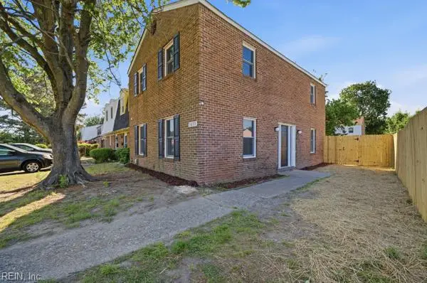 5671 Dodington Court, Virginia Beach, VA 23462