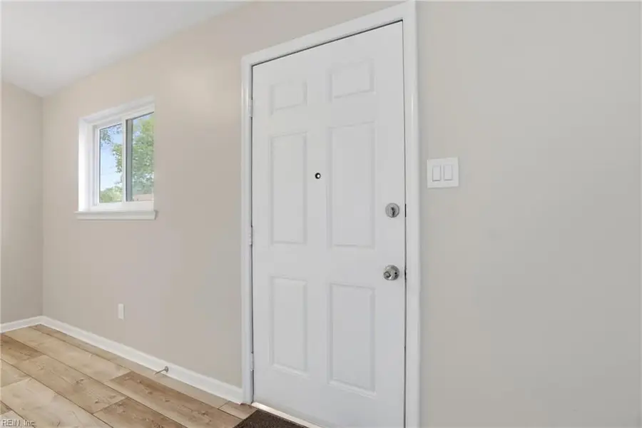 213 Cassady Avenue, Virginia Beach, VA 23452 - #2