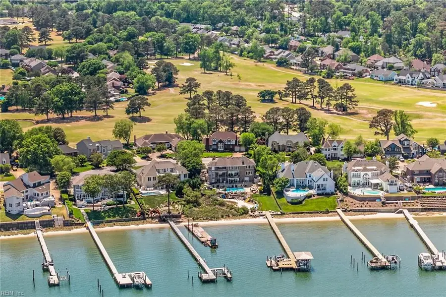 2320 Haversham Close, Virginia Beach, VA 23454 - #3