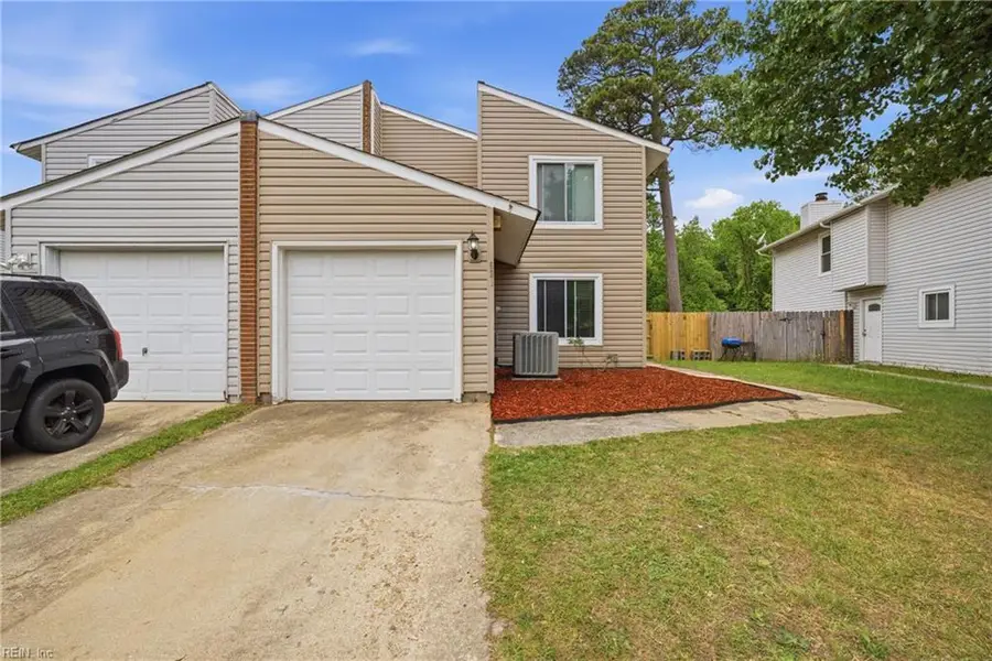 621 Folkstone Way, Virginia Beach, VA 23462 - #2