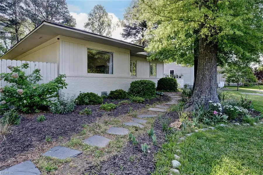 134 Riverview Drive, Hampton, VA 23669 - #3