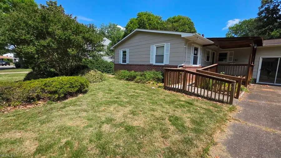 340 Garrison Place, Virginia Beach, VA 23452 - #2