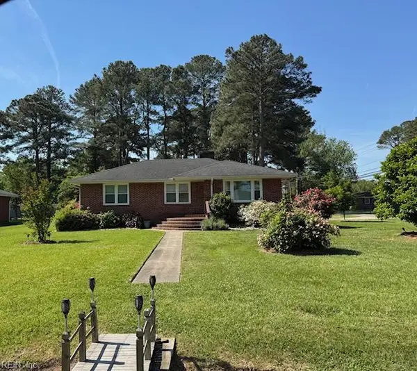 3933 Chadswyck Road, Chesapeake, VA 23321