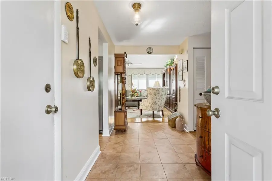 243 Anne Drive, Newport News, VA 23601 - #3