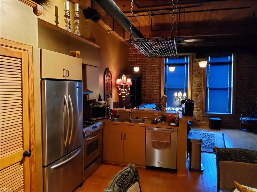 230 W Tazewell Street #208, Norfolk, VA 23510 - #3