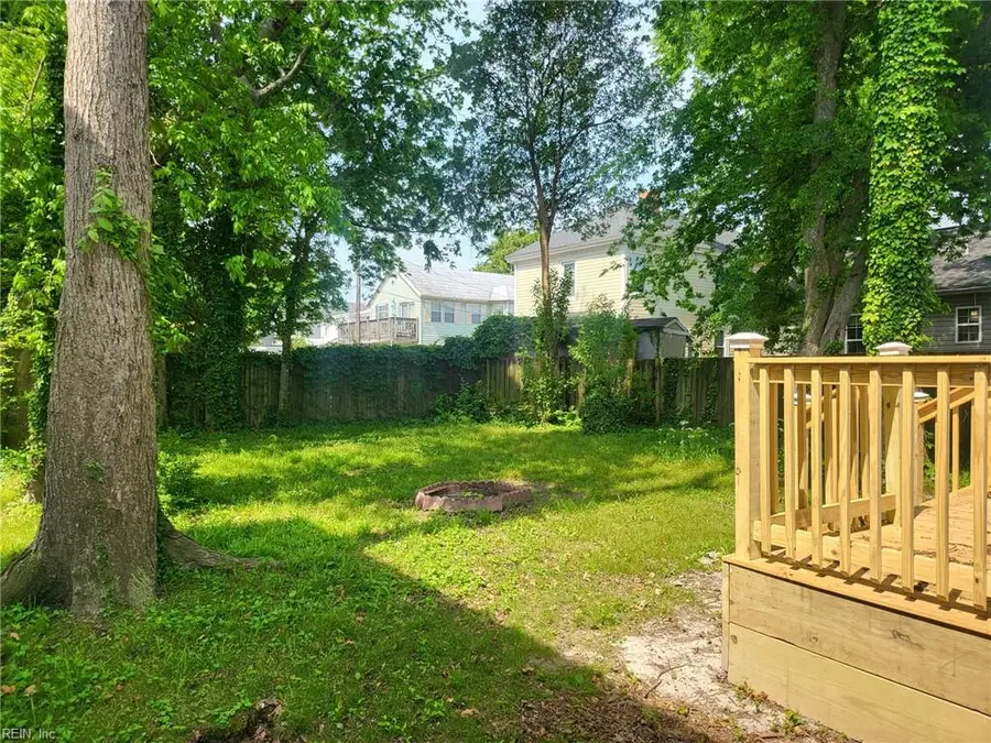 108 E Howard Street, Hampton, VA 23663 - #3