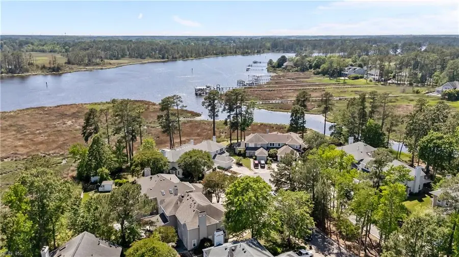 111 Esplanade Place, Chesapeake, VA 23320 - #3