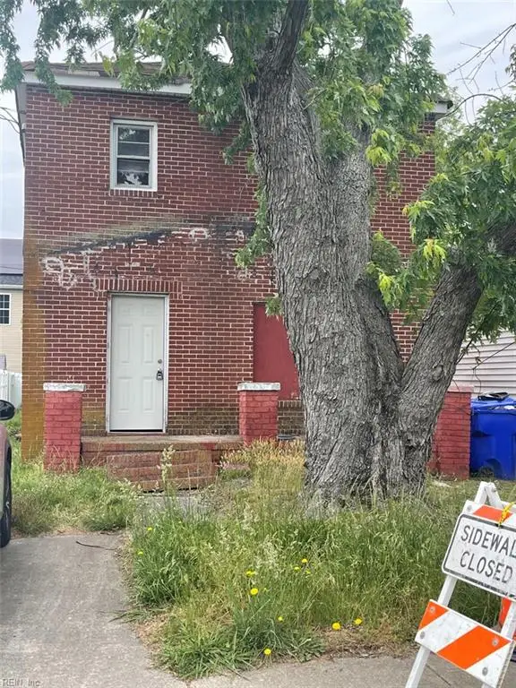 4310 Roanoke Avenue, Newport News, VA 23607 - #2