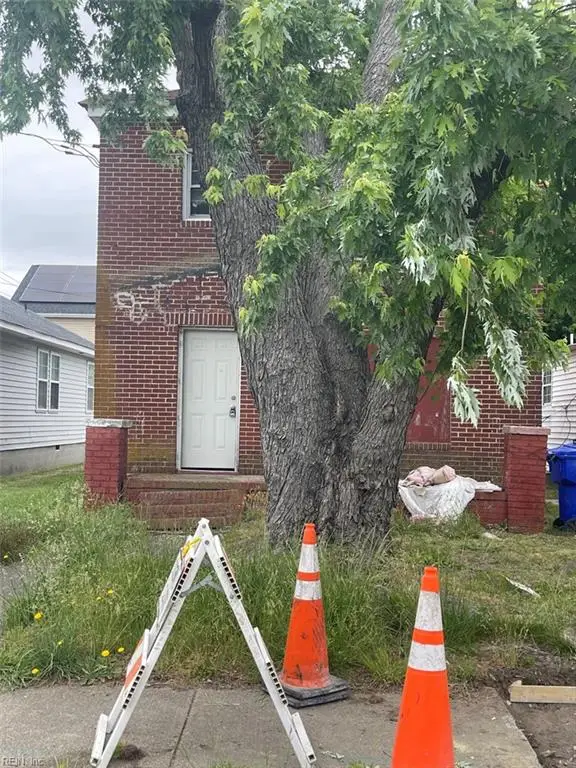 4310 Roanoke Avenue, Newport News, VA 23607 - #3