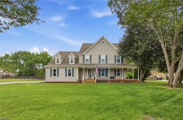 101 Kings Point Drive, Suffolk, VA 23434